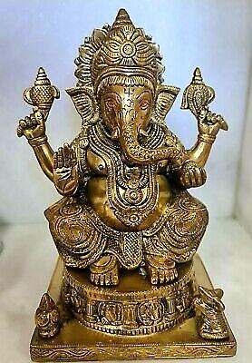 This image has an empty alt attribute; its file name is ganesha.jpg